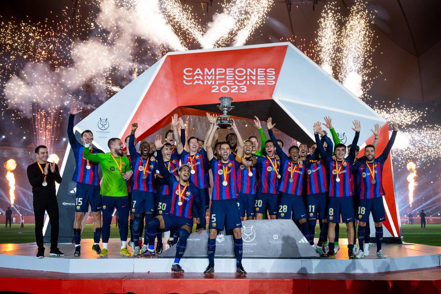 Read more about the article Barcelona z Superpucharem Hiszpanii. Pierwsze trofeum w erze Xaviego